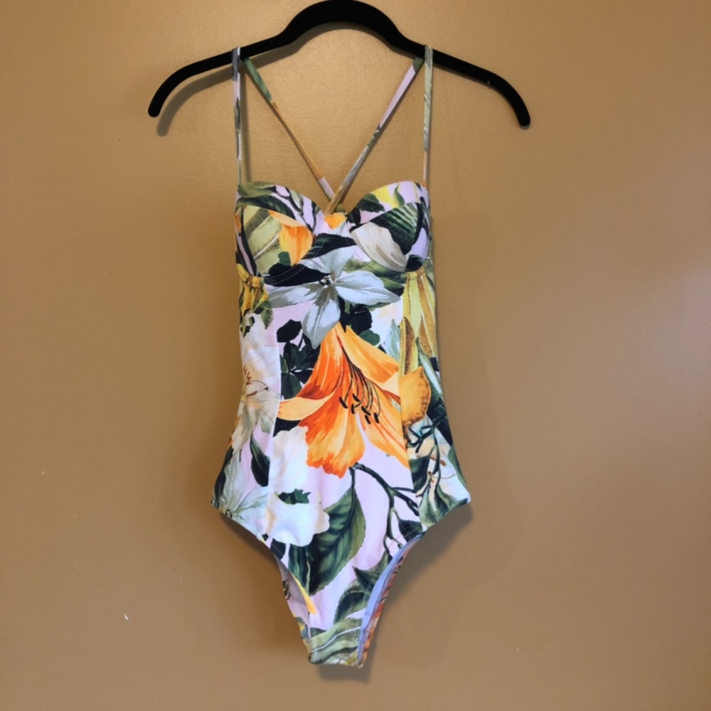 H&M One piece bathing suit - Size 6